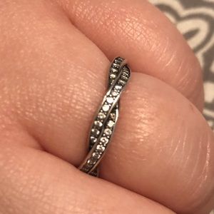 Pandora ring